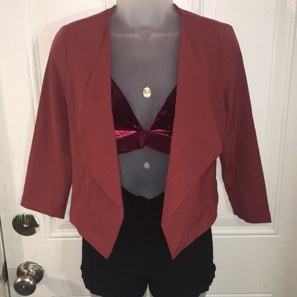 3 Quarter sleeve blazer